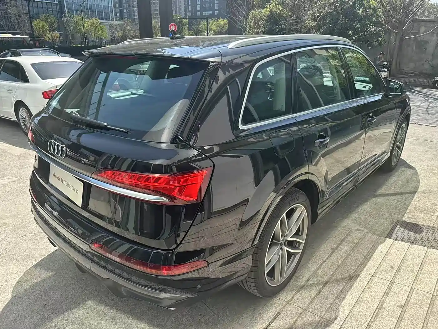 Audi Q7 2025 2025 55 TFSI quattro S line Sport