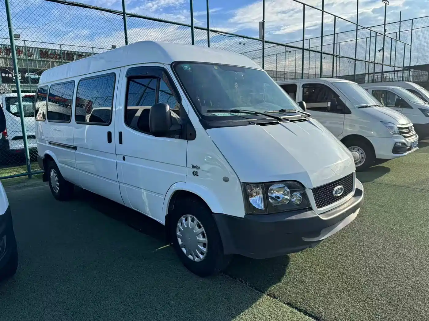 Ford Classic Transit 2016 2016 Model 2.8T Diesel Long Wheelbase 6-Seater Medium Roof Multi-Purpose Vehicle JX493ZLQ4