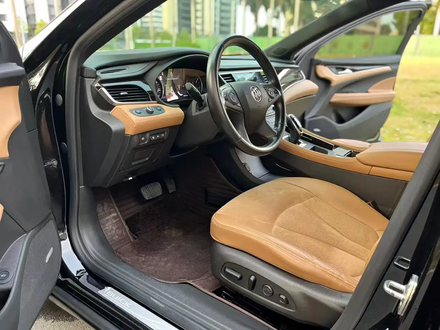Buick LaCrosse 2019 28T Premium Model фото 7