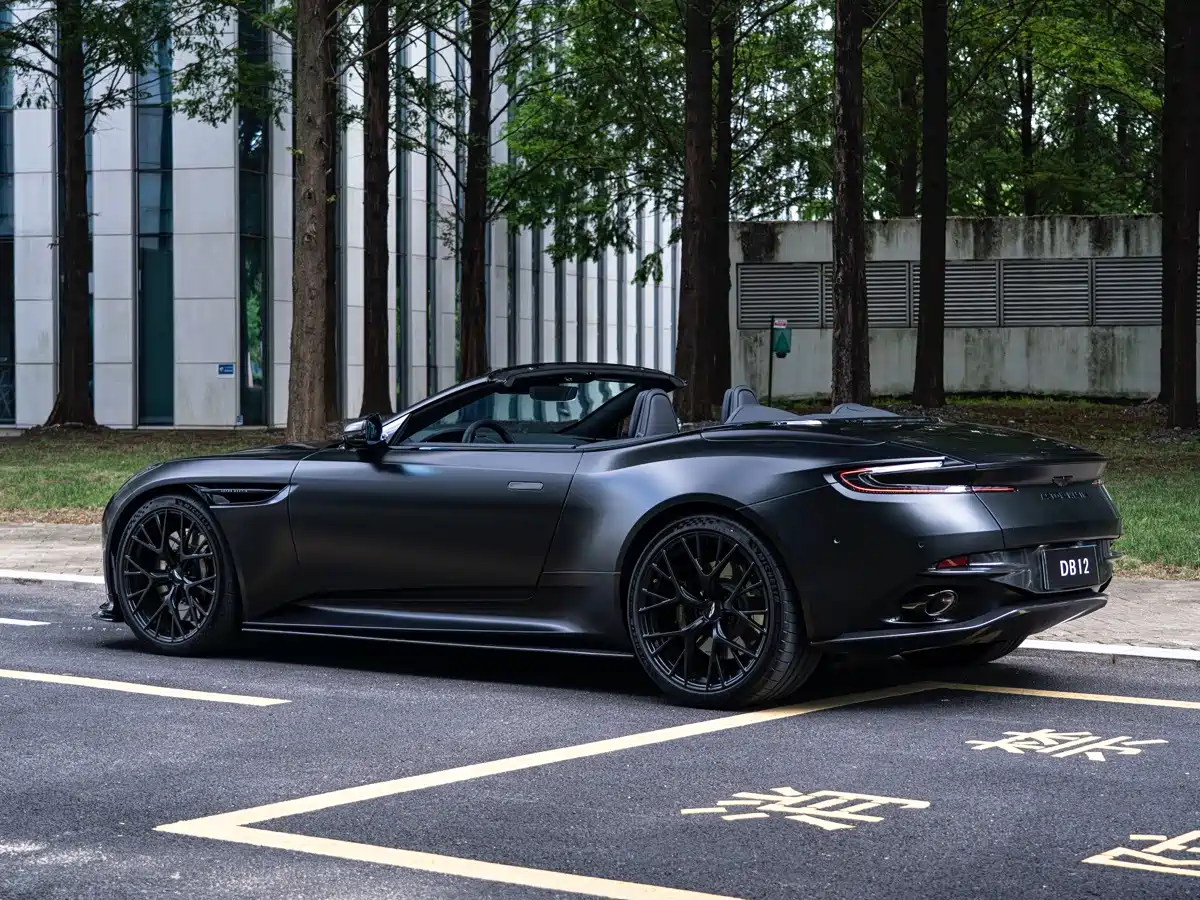 Aston Martin DB12 2025 2025 4.0T V8 Volante