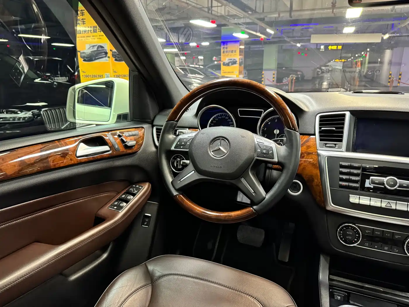 Mercedes-Benz M-Class 2012 Model ML 350 Luxury фото 19
