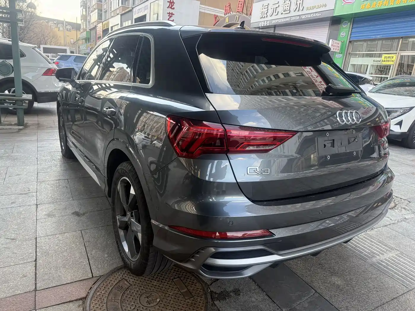 Audi Q3 2021 35 TFSI Lifestyle Edition фото 6