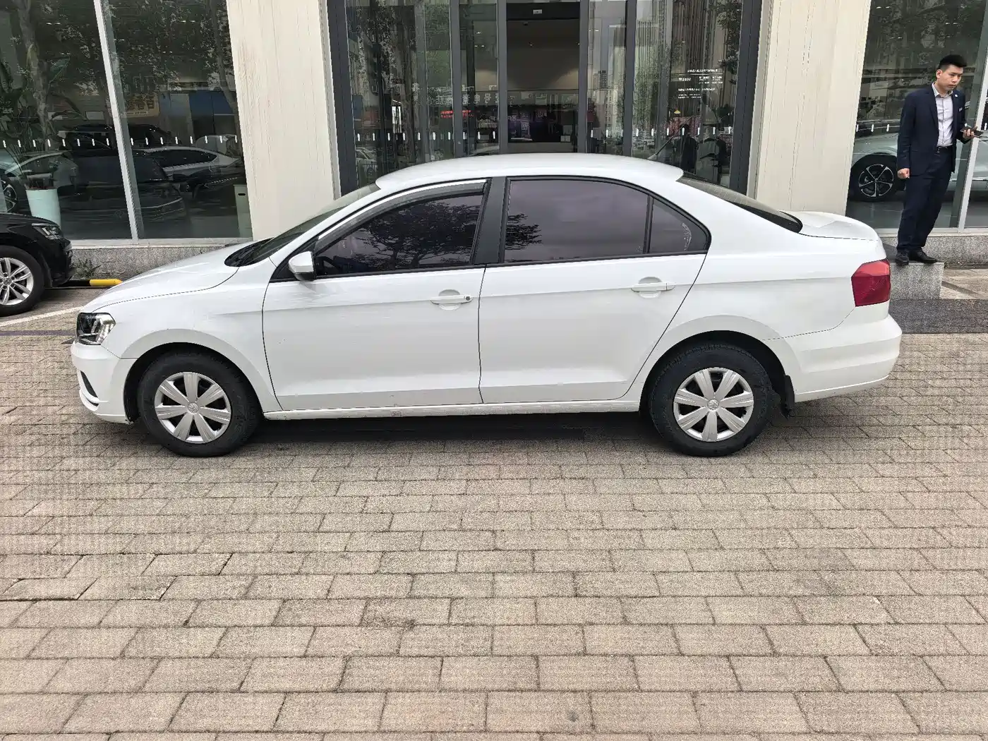 Volkswagen Jetta 2017 1.4L Manual Fashion фото 17