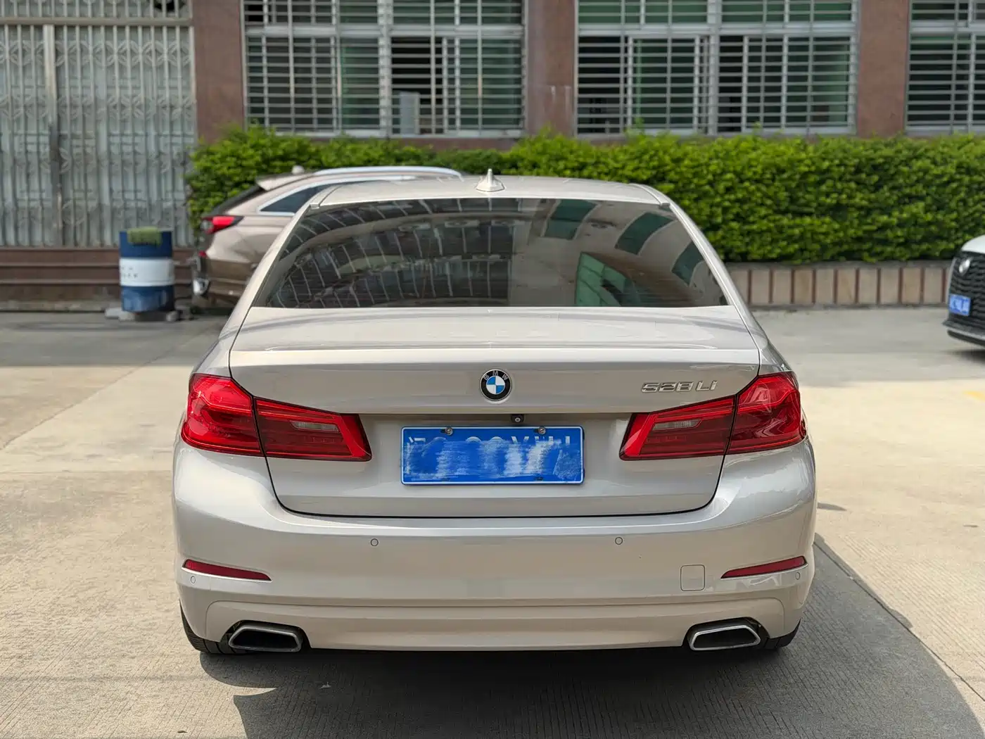 BMW 5 Series 2018 528Li Launch Special Edition фото 8