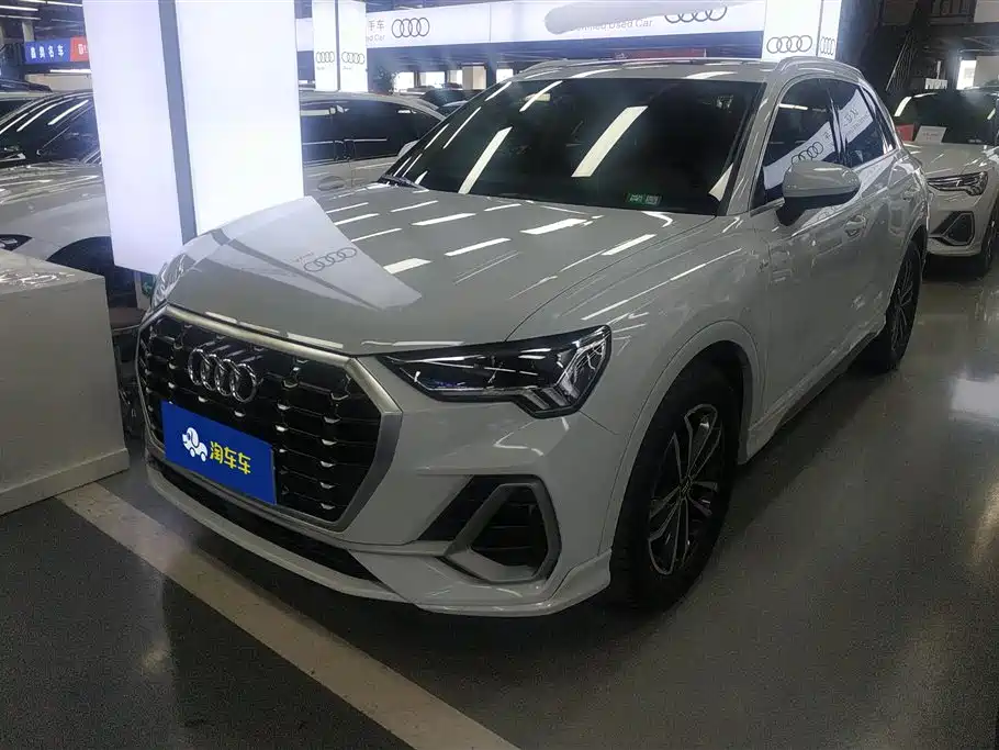Audi Q3 2021 35 TFSI Progressive Sport