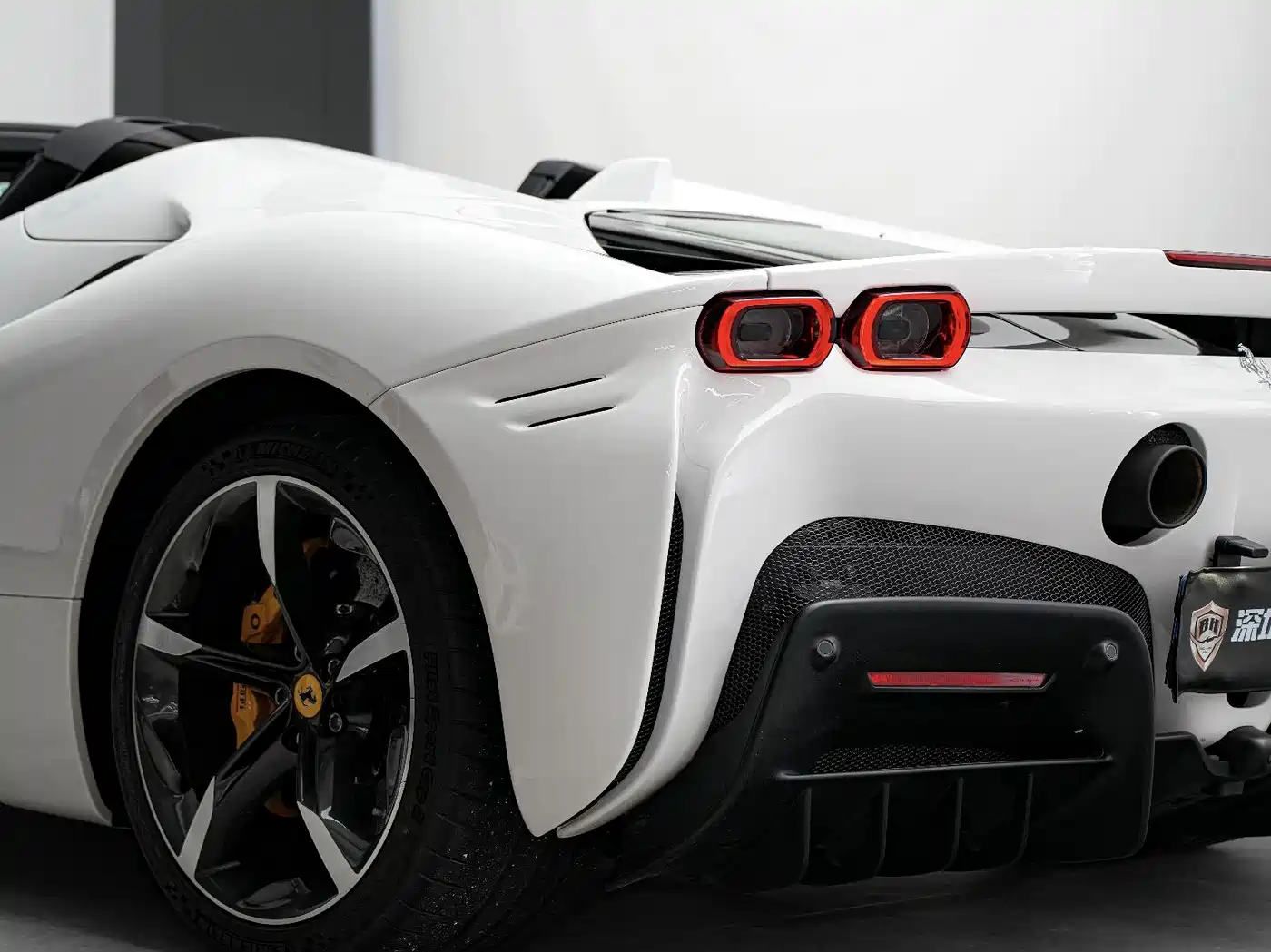 Ferrari SF90 2025 2021 3.9T V8 Spider