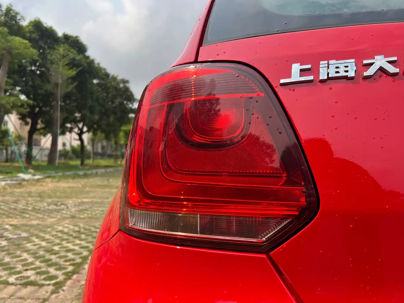 Volkswagen Polo 2013 1.6L Automatic Comfort Edition фото 10