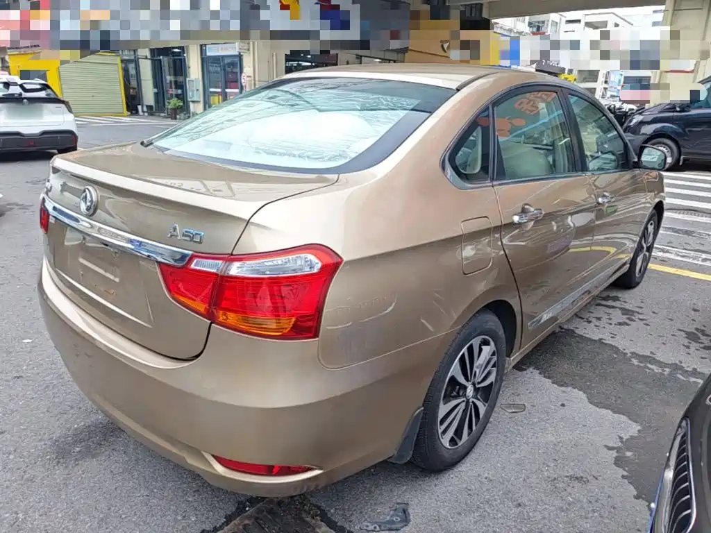 Dongfeng Aeolus Dongfeng Fengshen A60 2015 2016 Model 1.5L Manual Luxury