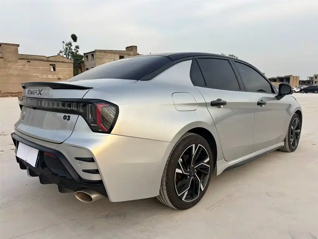 Lynk & Co 03 2023 1.5TD DCT Power Pro фото 9
