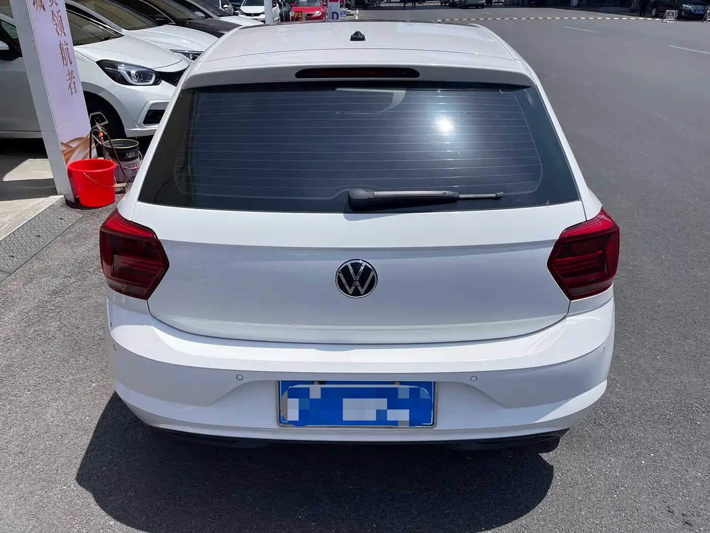 Volkswagen Polo 2021 Plus 1.5L Automatic Colorful Tech Edition фото 12