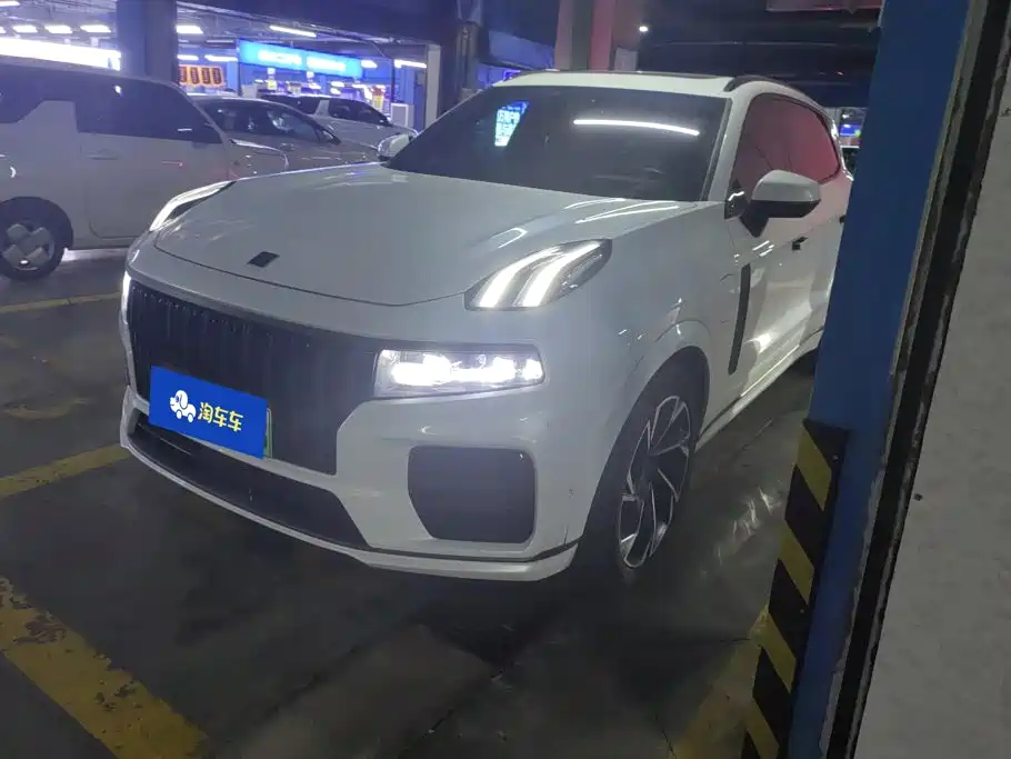 Lynk & Co 09 EM-P 2021