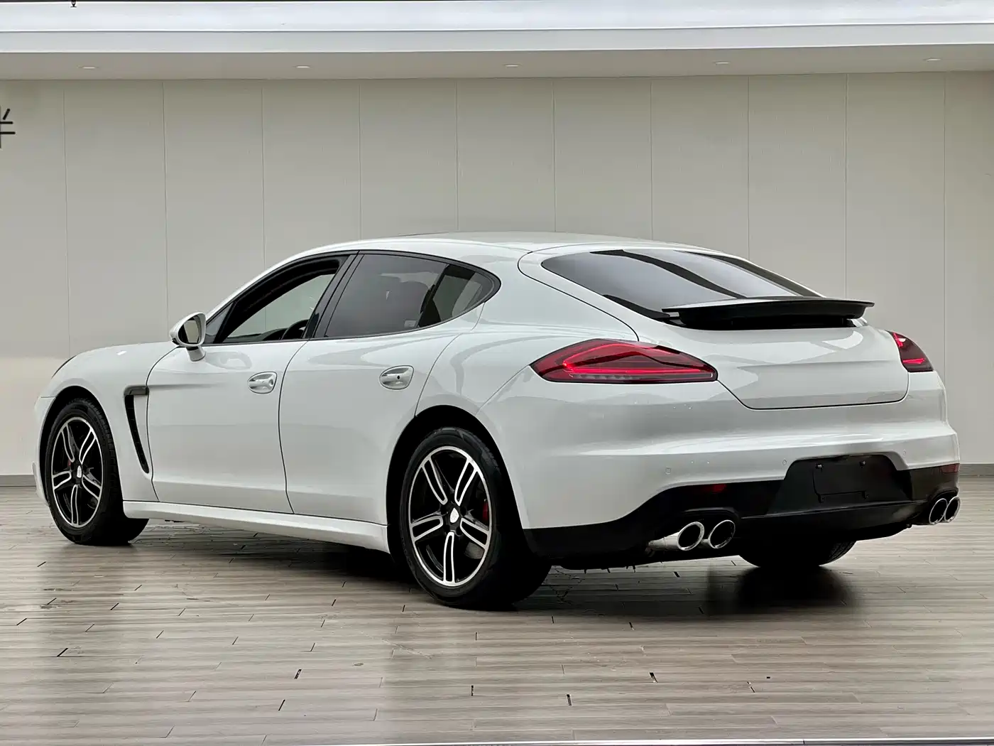 Porsche Panamera 2014 Panamera 3.0T фото 27
