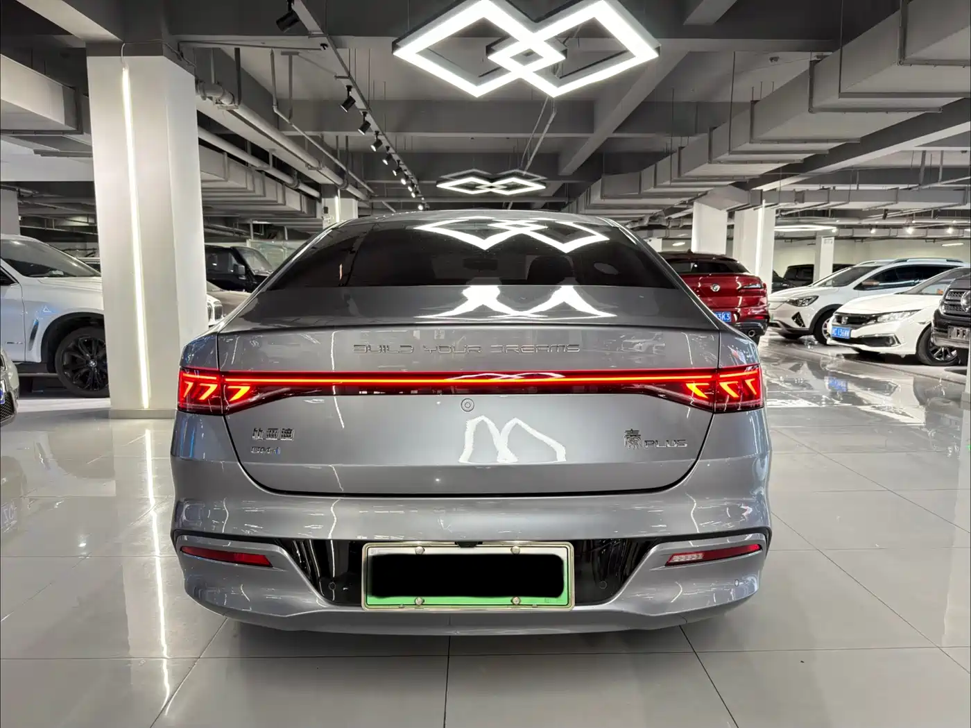 BYD Qin PLUS 2023 Champion Edition DM-i 120KM Leading Type фото 5