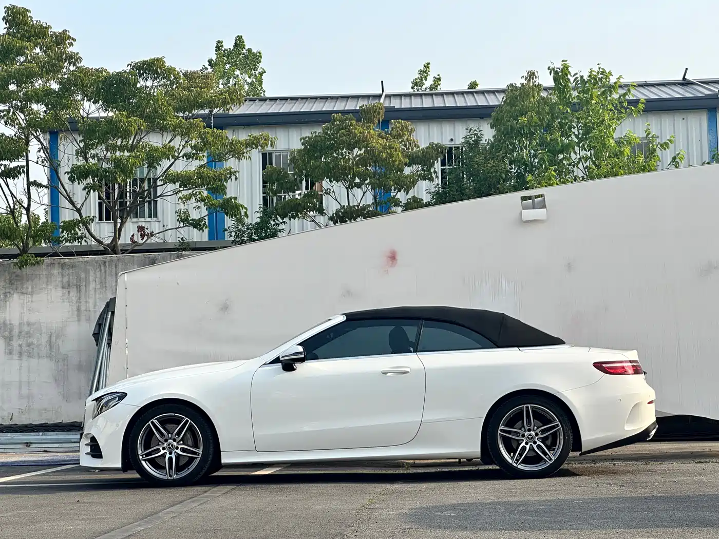 Mercedes-Benz E-Class (Import) 2018 E 200 4MATIC Convertible Coupe фото 9