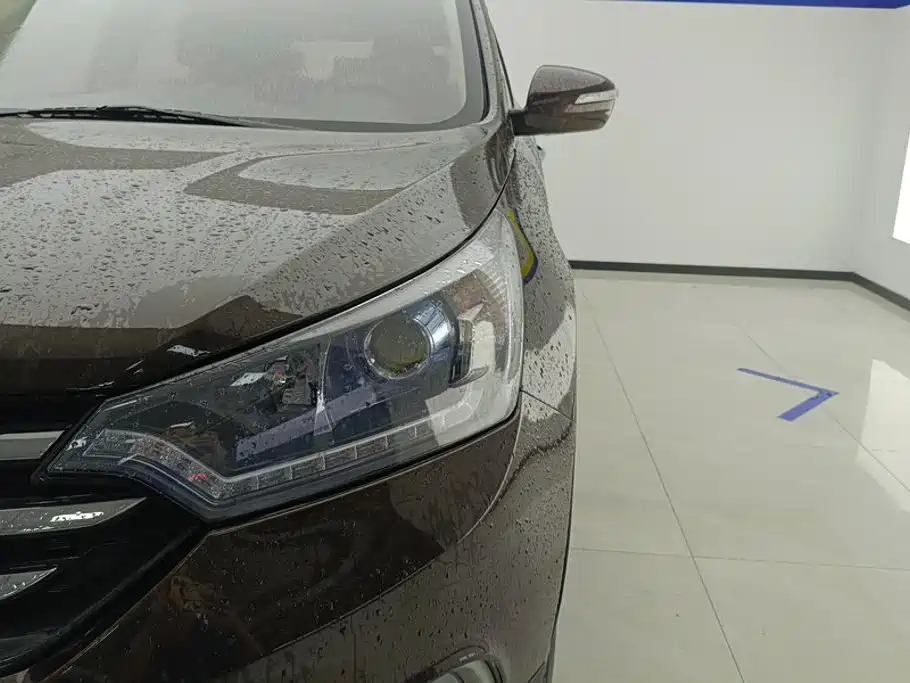 Dongfeng Aeolus Dongfeng Fengshen AX7 2015 2015 2.0L Automatic Smart Joy