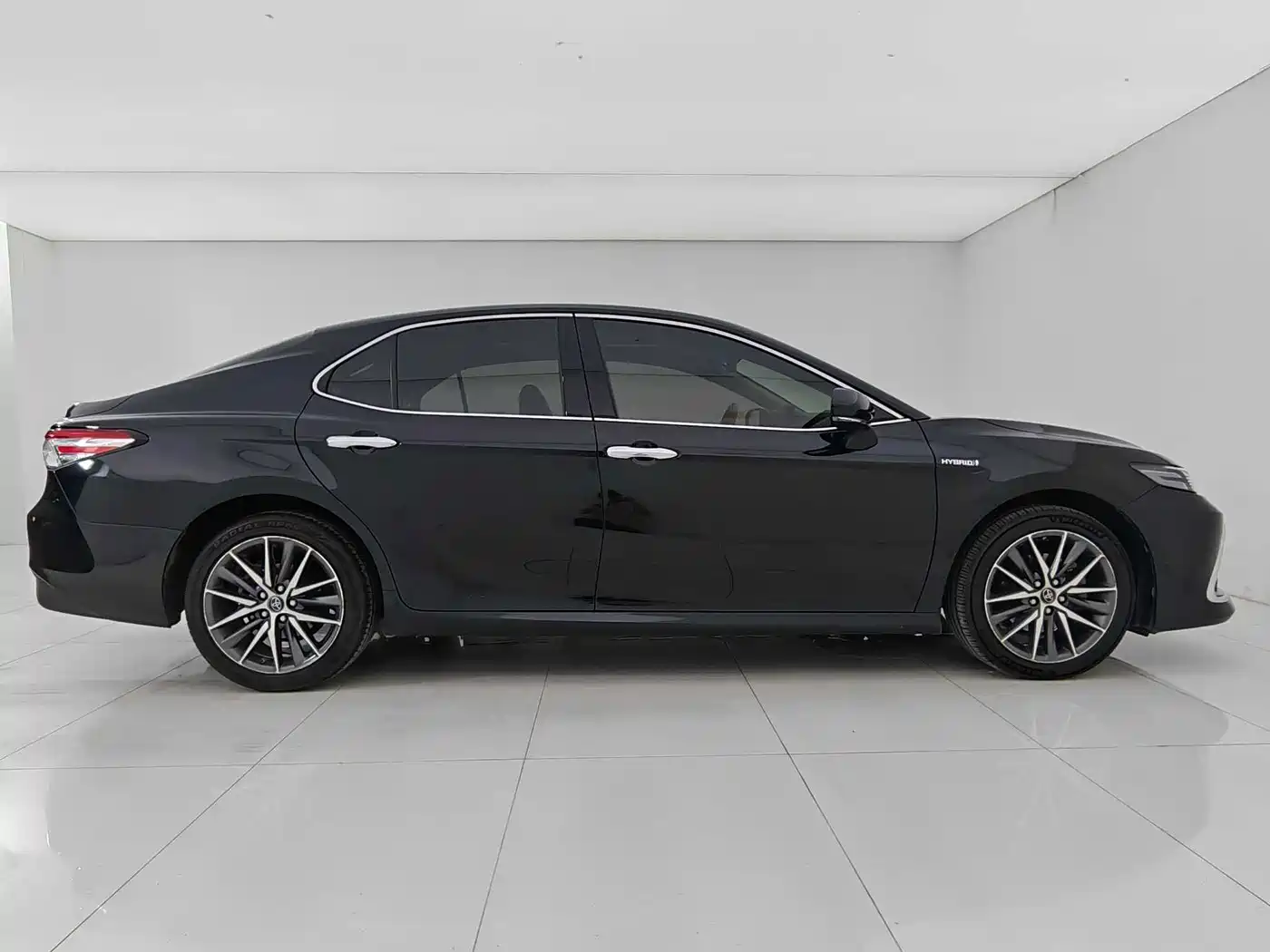 Toyota Camry 2022 2021 Hybrid 2.5HG Luxury Edition