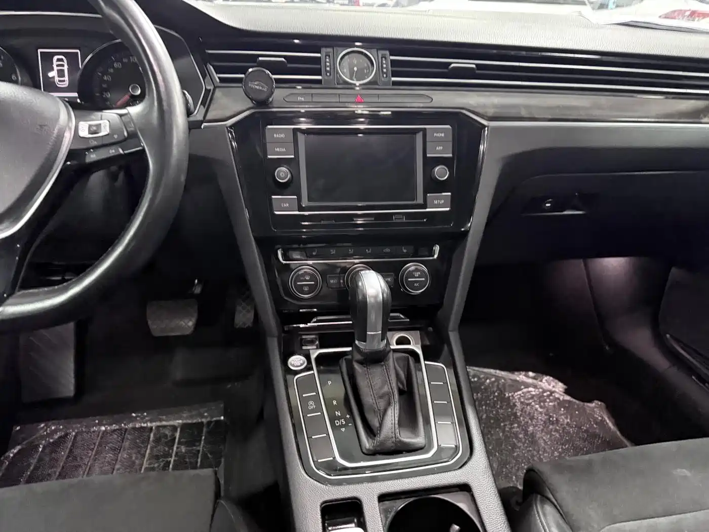 Volkswagen Magotan 2018 330TSI DSG Luxury фото 12