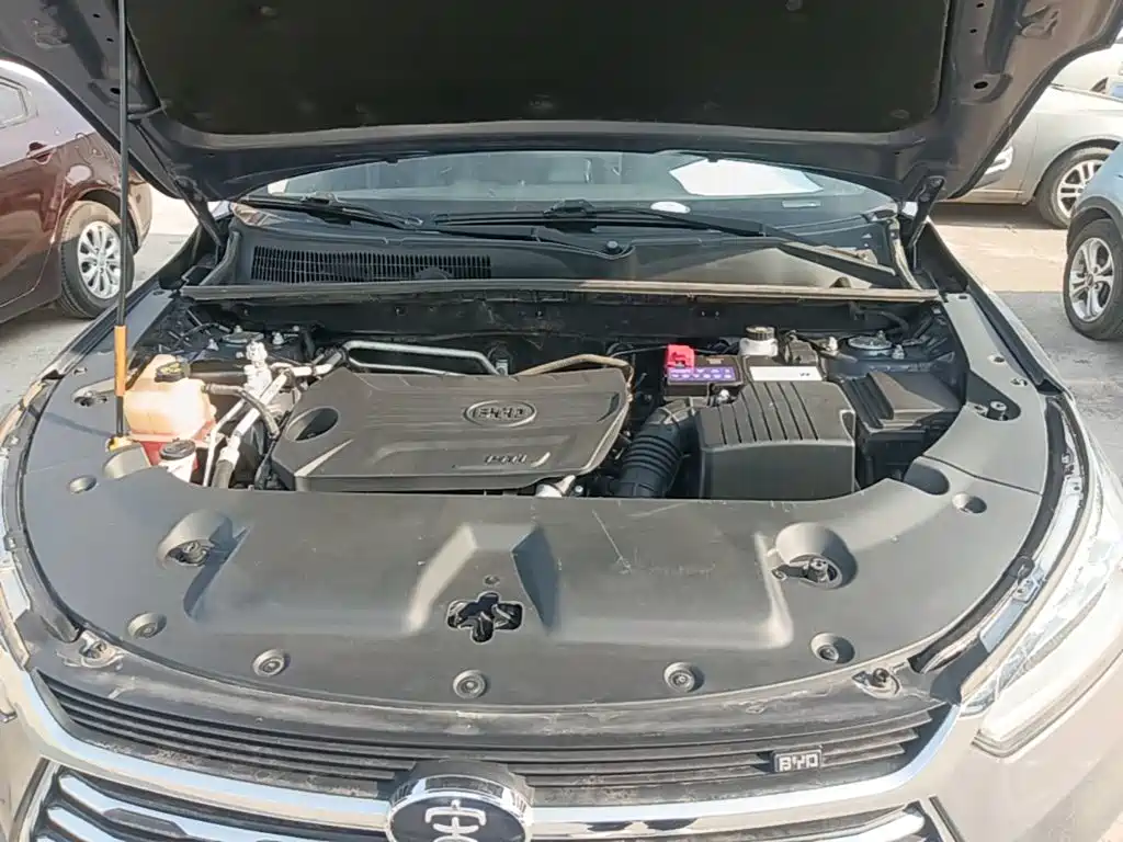 BYD Song 2021 2021 Classic Edition 1.5T Manual Luxury