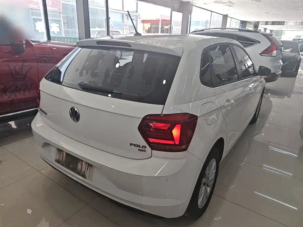 Volkswagen Polo 2019 Plus 1.5L Automatic Colorful Tech Edition фото 7