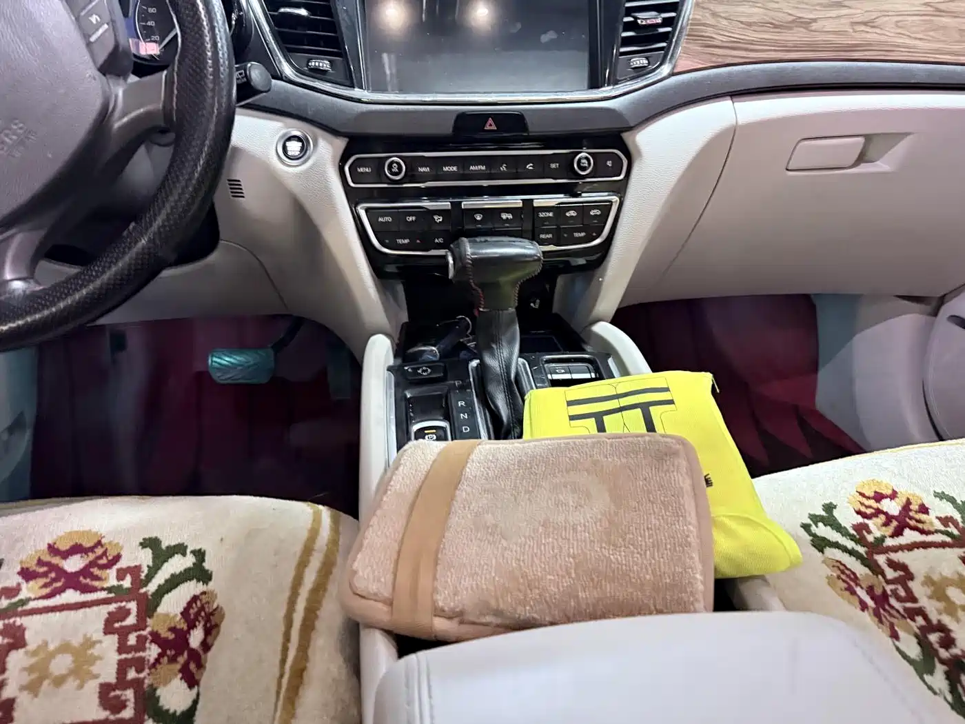 GAC Trumpchi Trumpchi GS8 2017 320T 2WD Luxury Smart Connect (7-seater) фото 16