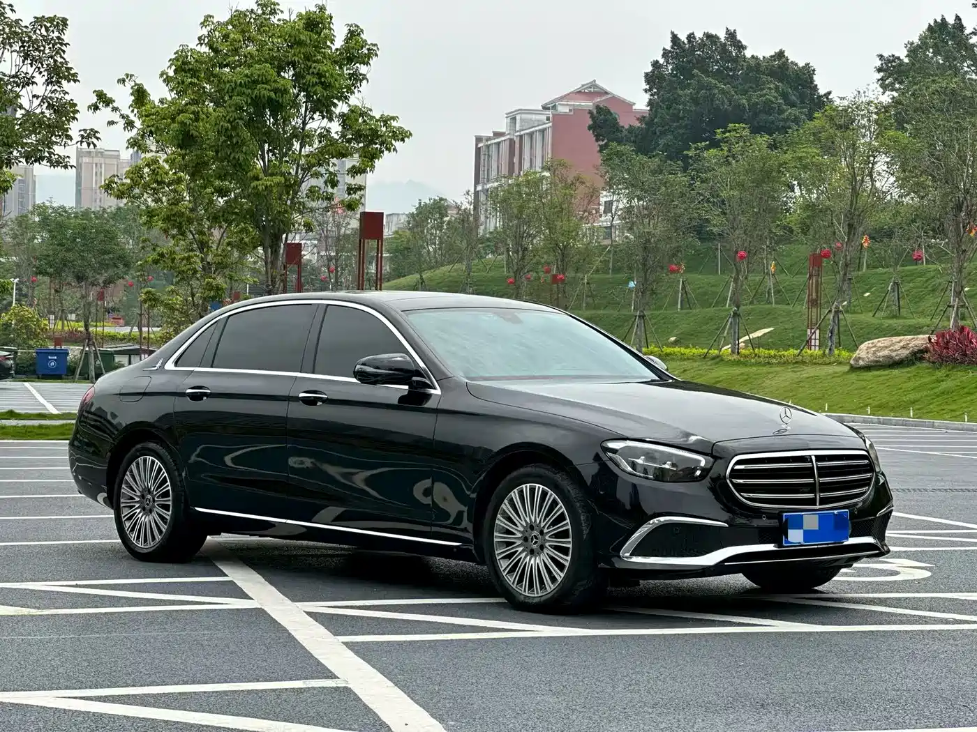 Mercedes-Benz E-Class 2023 E 300 L Luxury фото 3