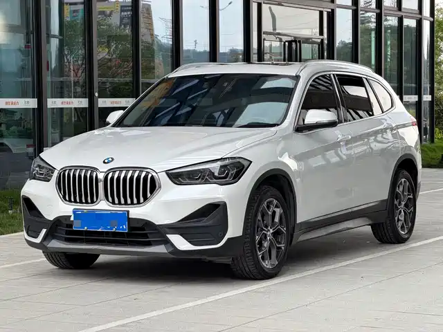 BMW X1 2022 sDrive25Li Leading