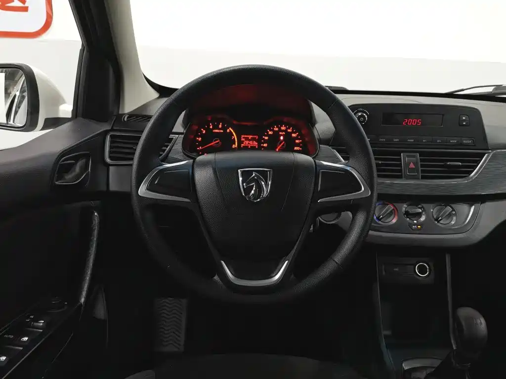 Baojun 310 2018 2016 1.2L Manual Comfort Model