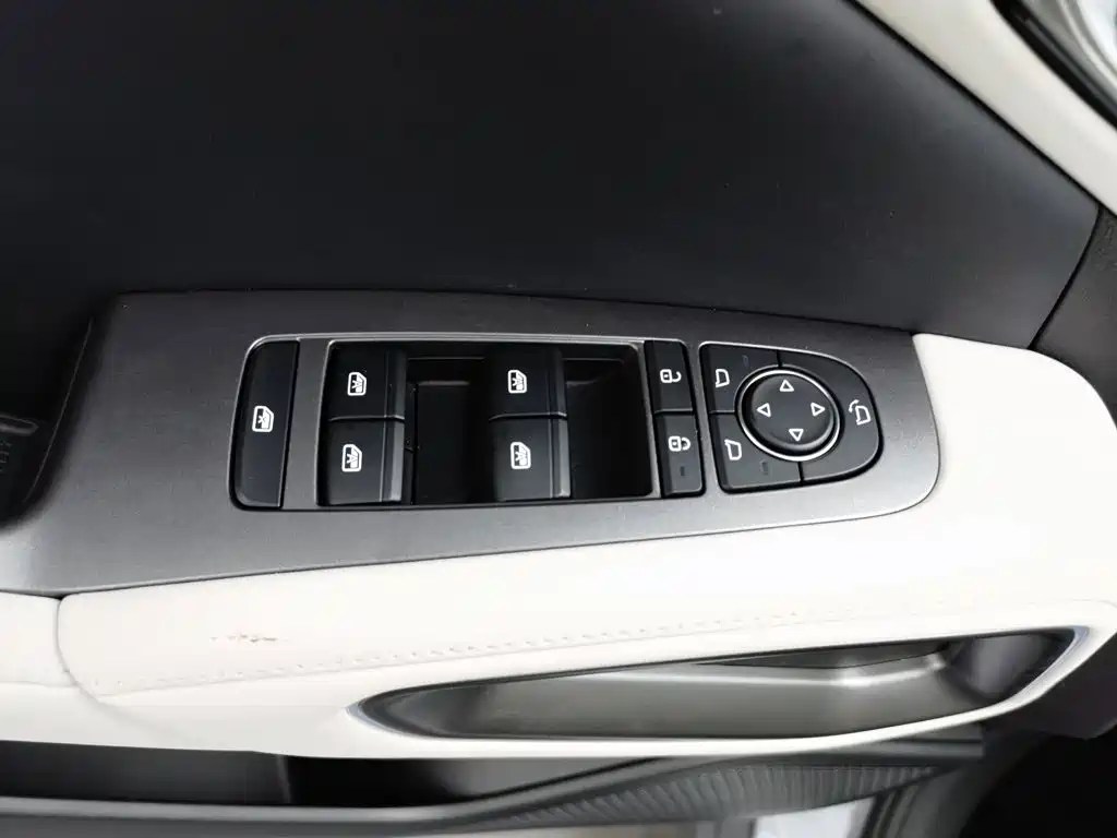 BYD Yuan UP 2026 2025 Smart Drive Edition 401KM Vitality Version