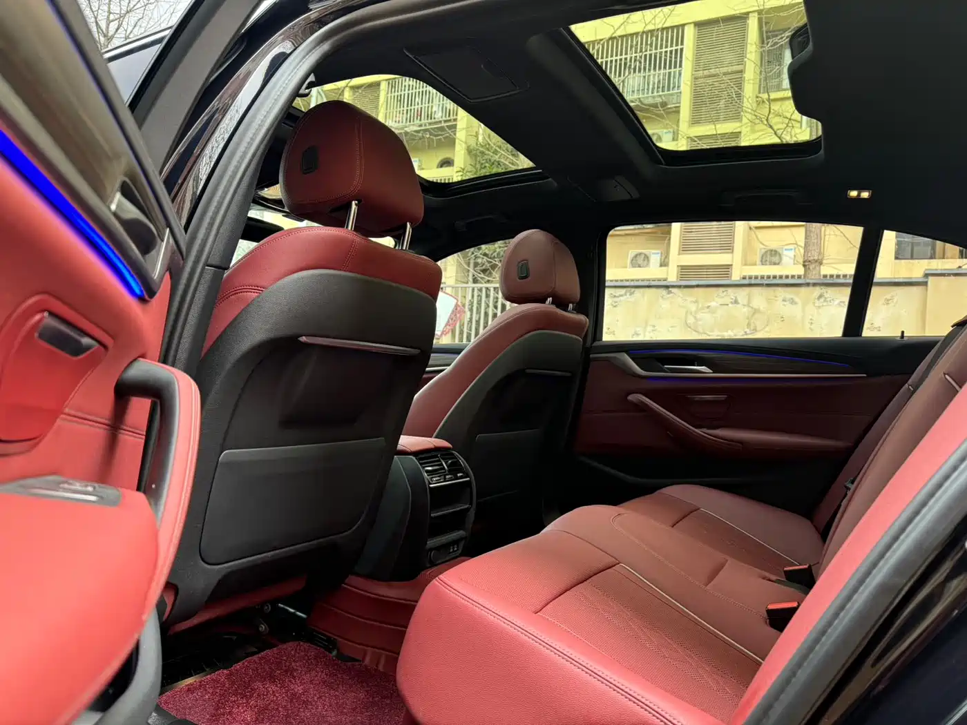 BMW 5 Series 2023 530Li Leading M Sport Package фото 10