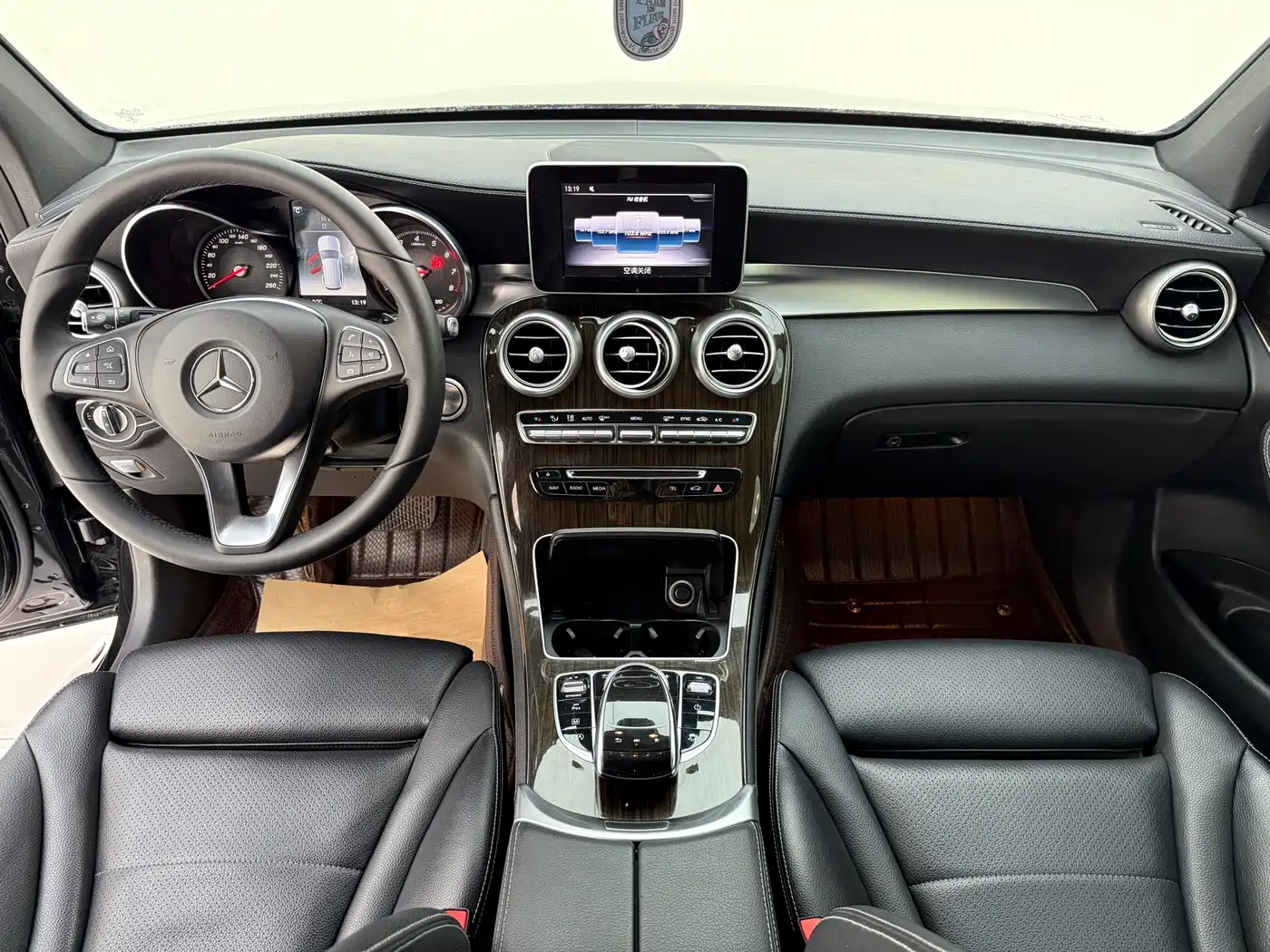 Mercedes-Benz GLC 2018 GLC 260 4MATIC Dynamic фото 8