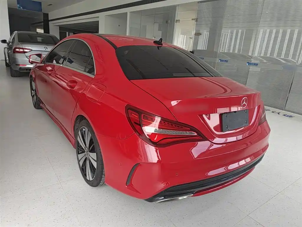 Mercedes-Benz CLA (Import) 2018 CLA 200 Fashion Edition фото 5