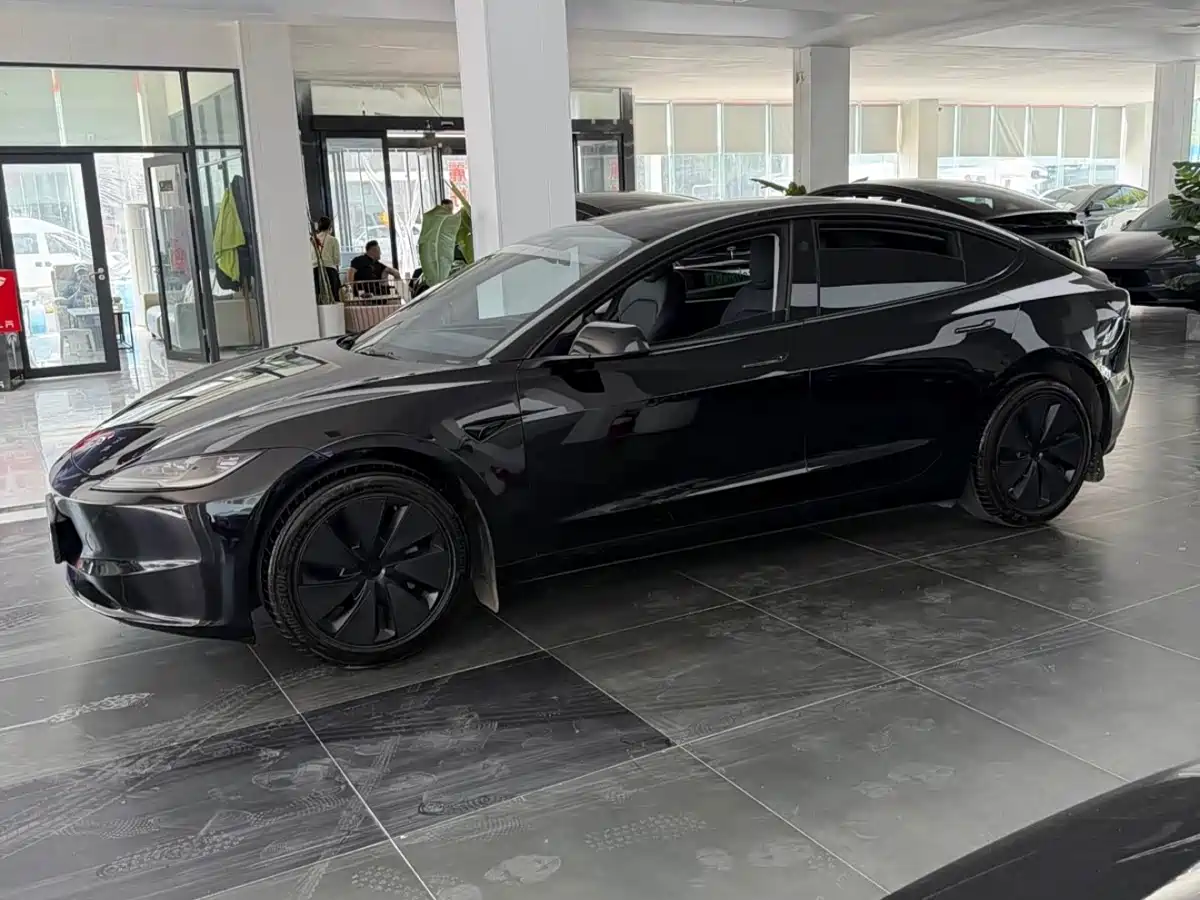 Tesla Model 3 2025 2025 Model Rear-Wheel Drive Edition