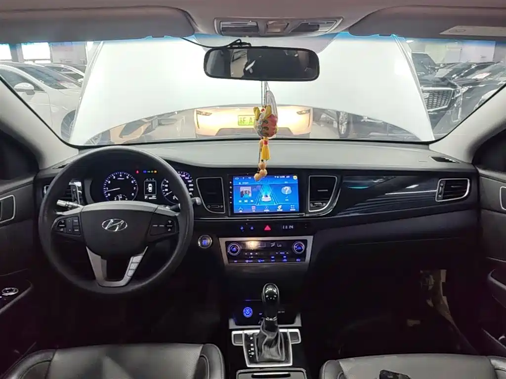Hyundai Mistra 2014 1.8L Auto Smart GLS фото 10