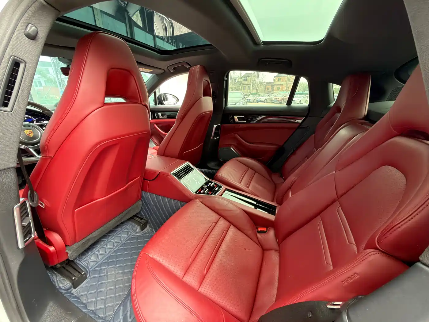 Porsche Panamera 2017 Panamera 3.0T фото 8