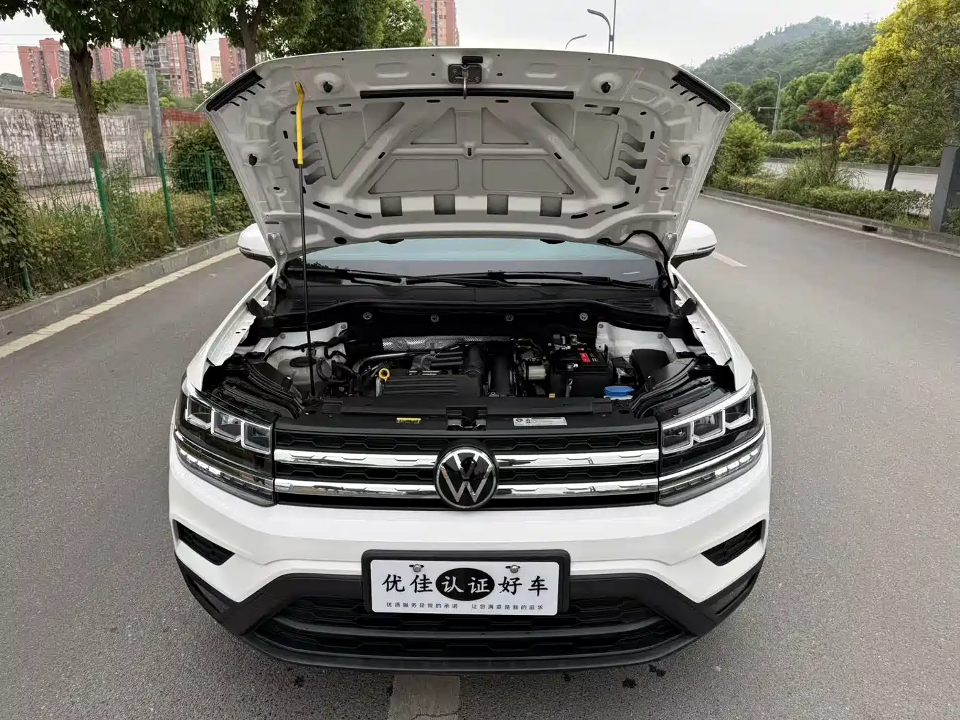 Volkswagen Tharu 2022 280TSI 2WD Comfort фото 8