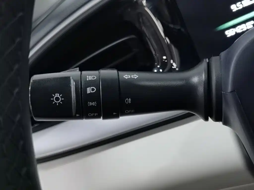 Фото 21 - Geely Galaxy Starry Wish