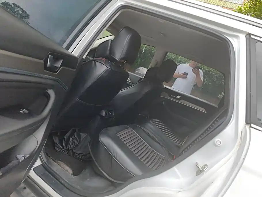 Photo 11 - Haval H6
