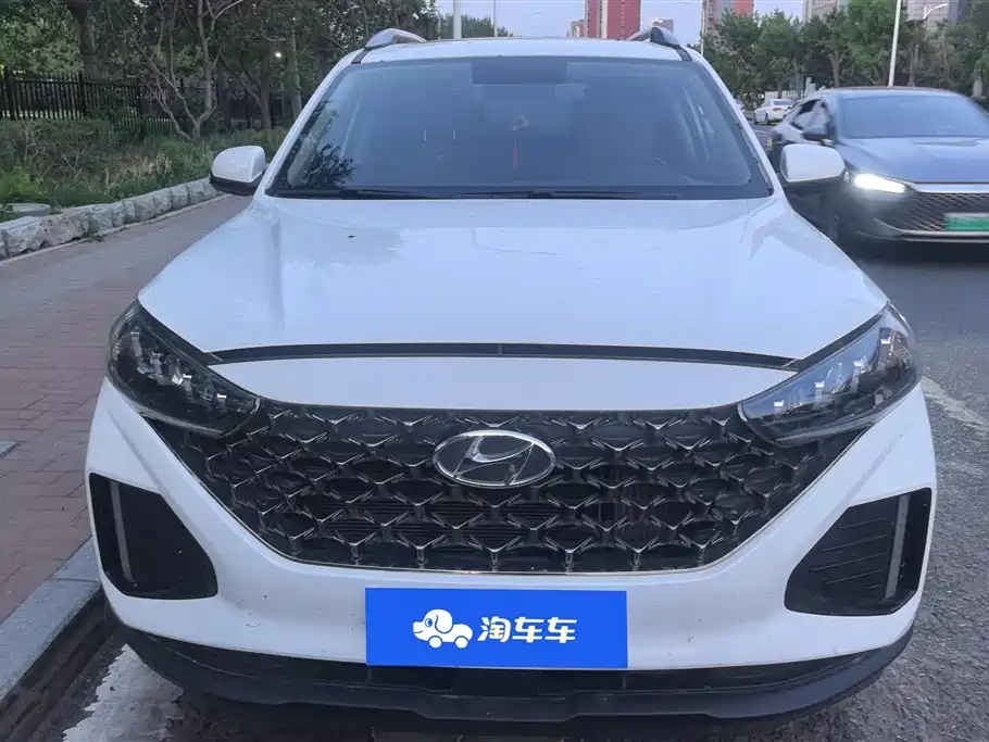 Hyundai Beijing Hyundai ix35 2021 240TGDi DCT 2WD GLS Leading Edition фото 2