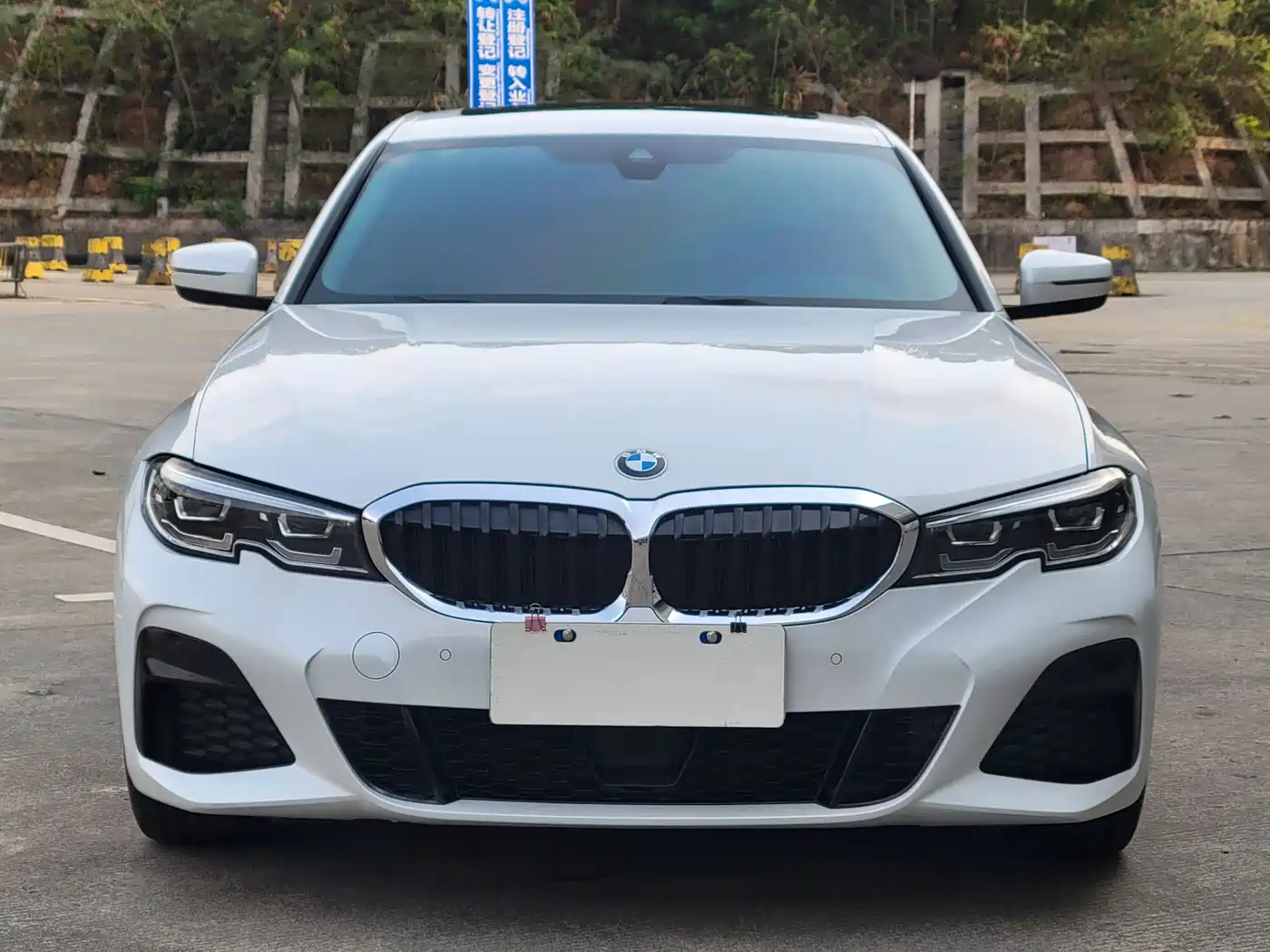 BMW 3-SERIES