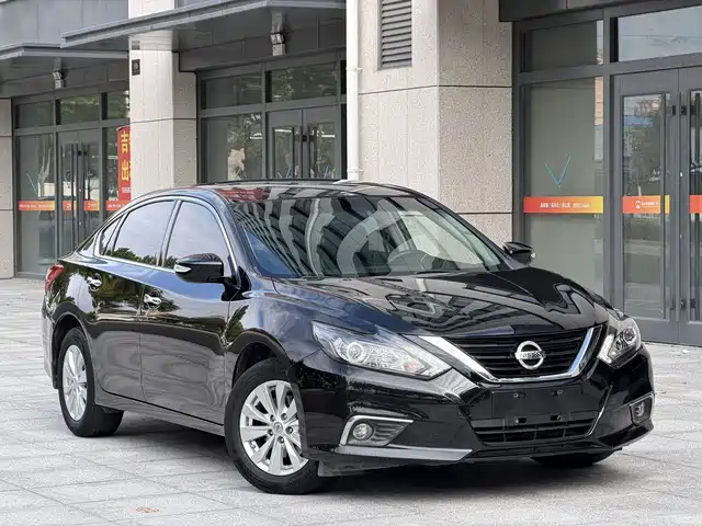 Nissan Teana 2016 Facelift 2.0L XL Comfort — фото 3