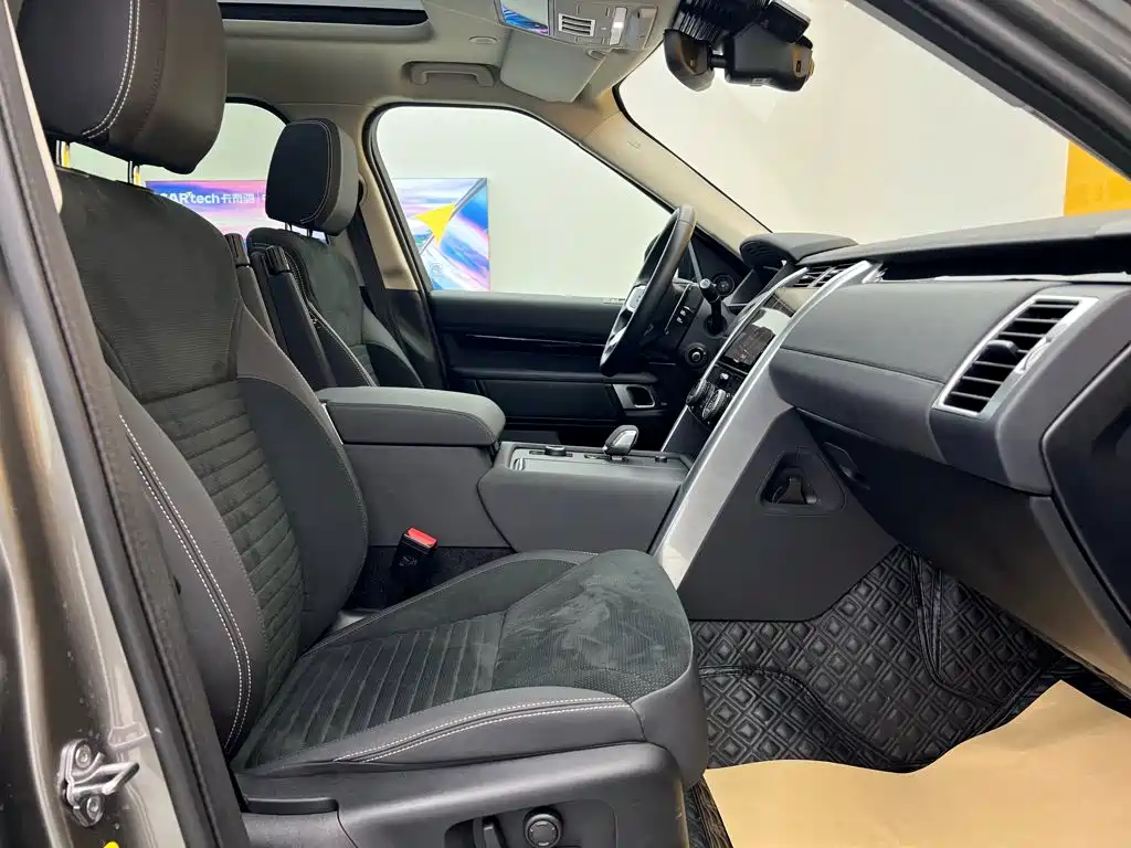 Land Rover Discovery 2024 2024 Model 360PS S