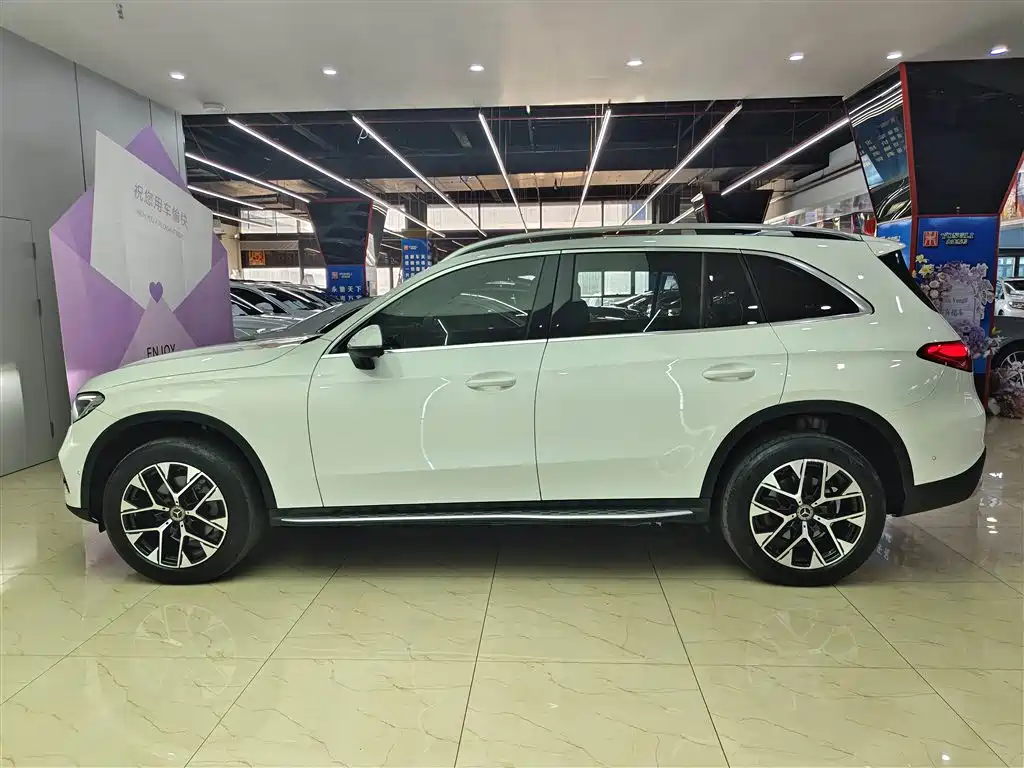 Mercedes-Benz GLC 2023 GLC 260 L 4MATIC Dynamic 7-Seater фото 7