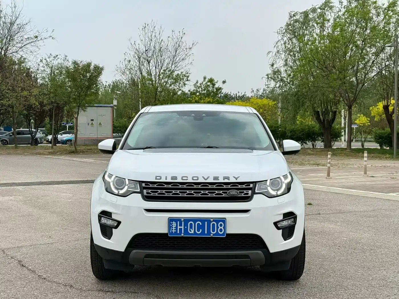 Land Rover Discovery Sport 2016 2.0T SE фото 2