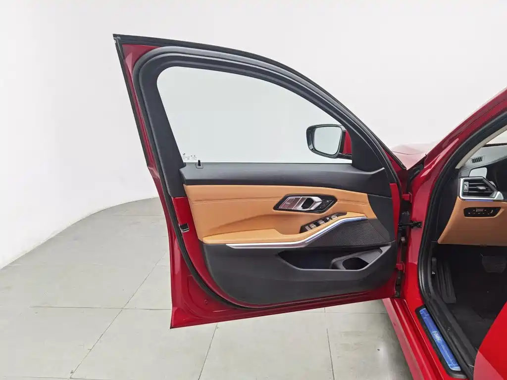 BMW 3 Series, миниатюра 8