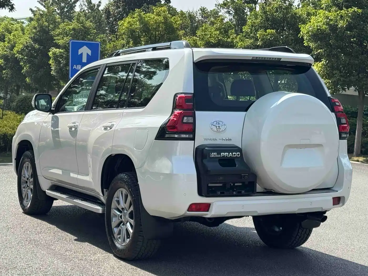 Toyota Prado 2018 3.5L Automatic TX-L Rear-mounted Spare Tire фото 5