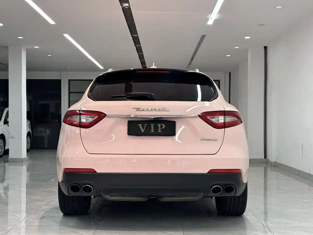 Maserati Levante 2016 3.0T Standard фото 8