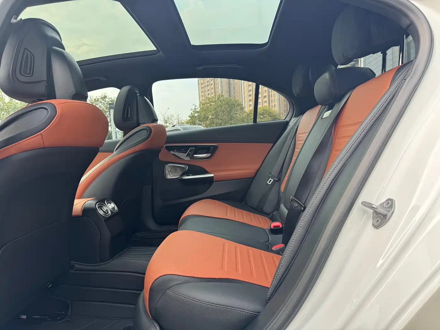 MERCEDES-BENZ C CLASS