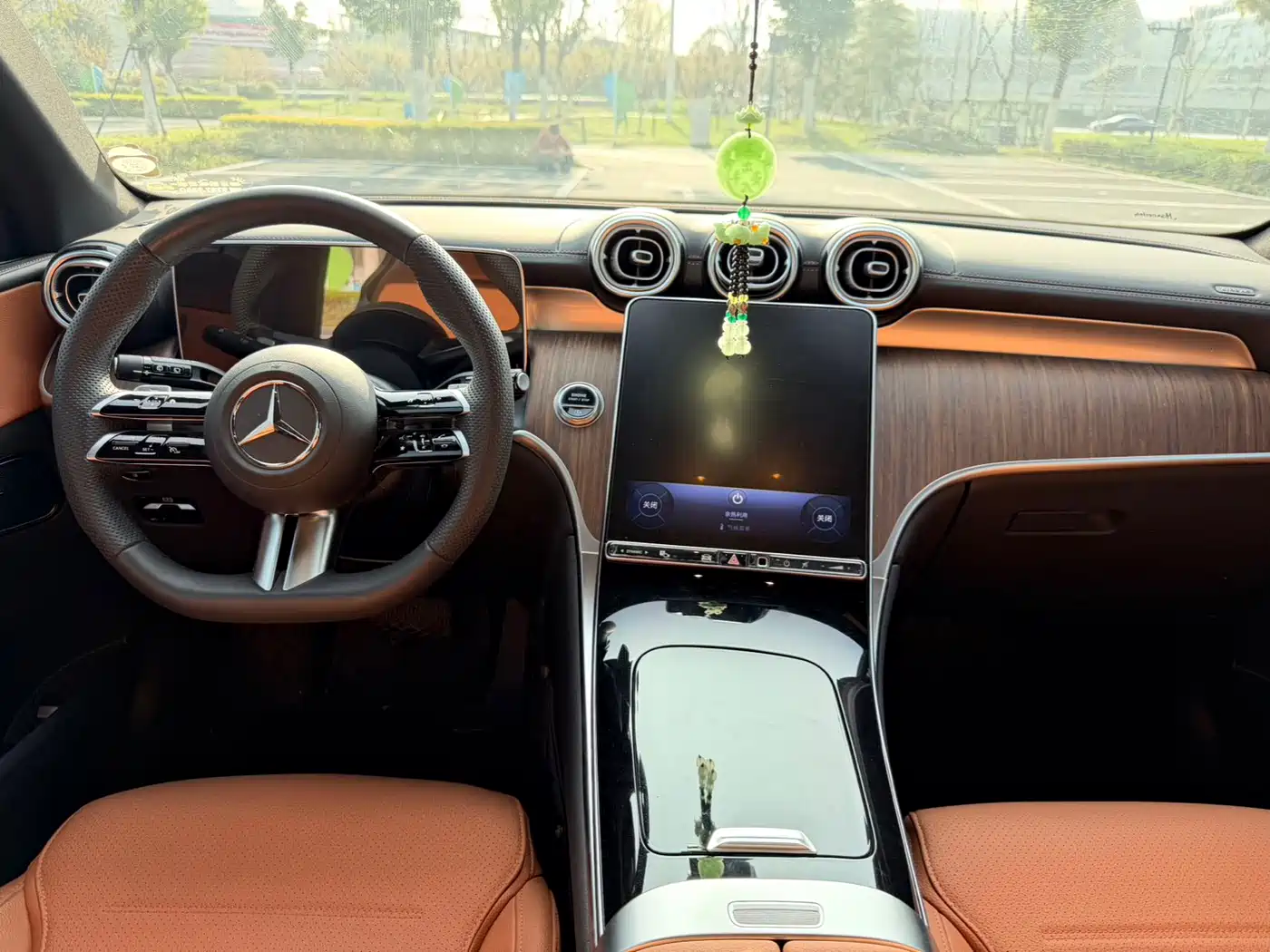 Mercedes-Benz GLC 2024 Facelift GLC 300 L 4MATIC Sport 7-seater фото 11