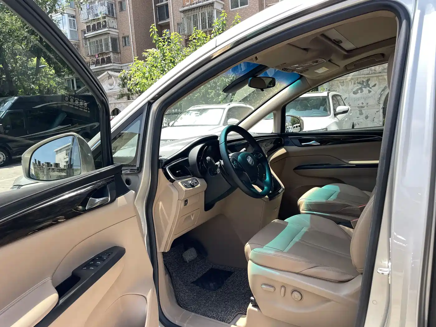 Buick GL8 2018 ES 28T Luxury Type China VI фото 14