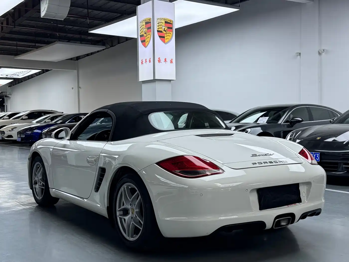 Porsche Boxster 2011 Boxster Black Edition 2.9L фото 18